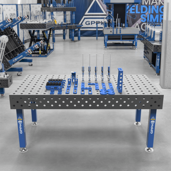 Stół spawalniczy GPPH PLUS φ28 siatka 100x100mm 2000x1000 mm na stopach z zestawem narzędzi S