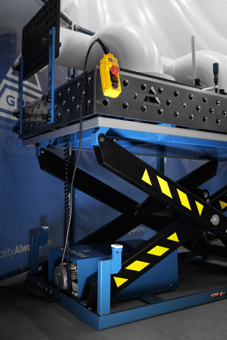 Stół spawalniczy z hydraulicznym systemem podnoszenia- seria XWT